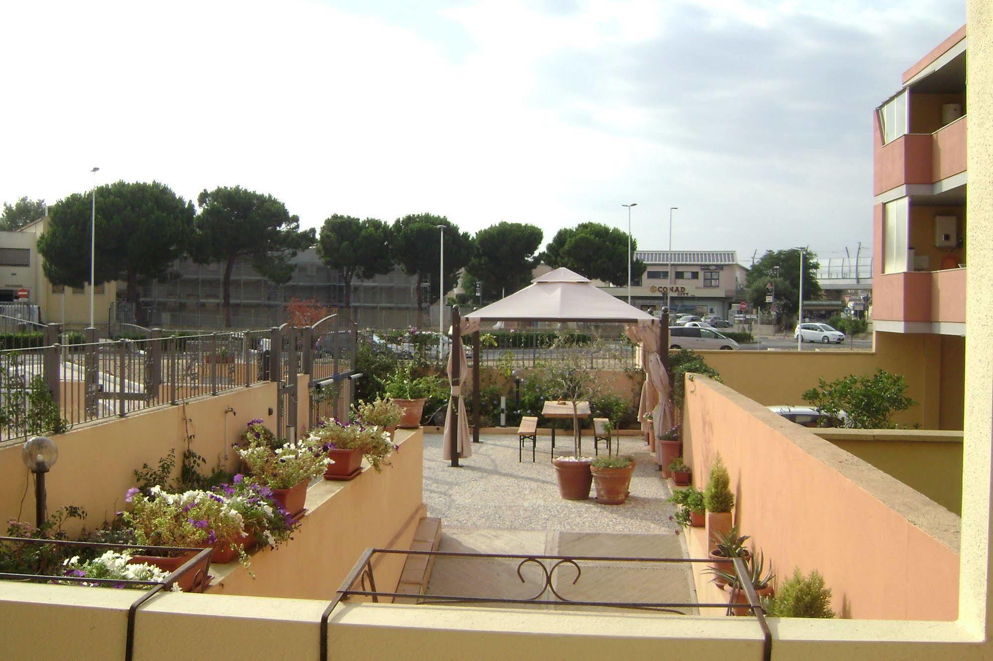 Hotel Sun&Sardinia Monserrato Exterior foto